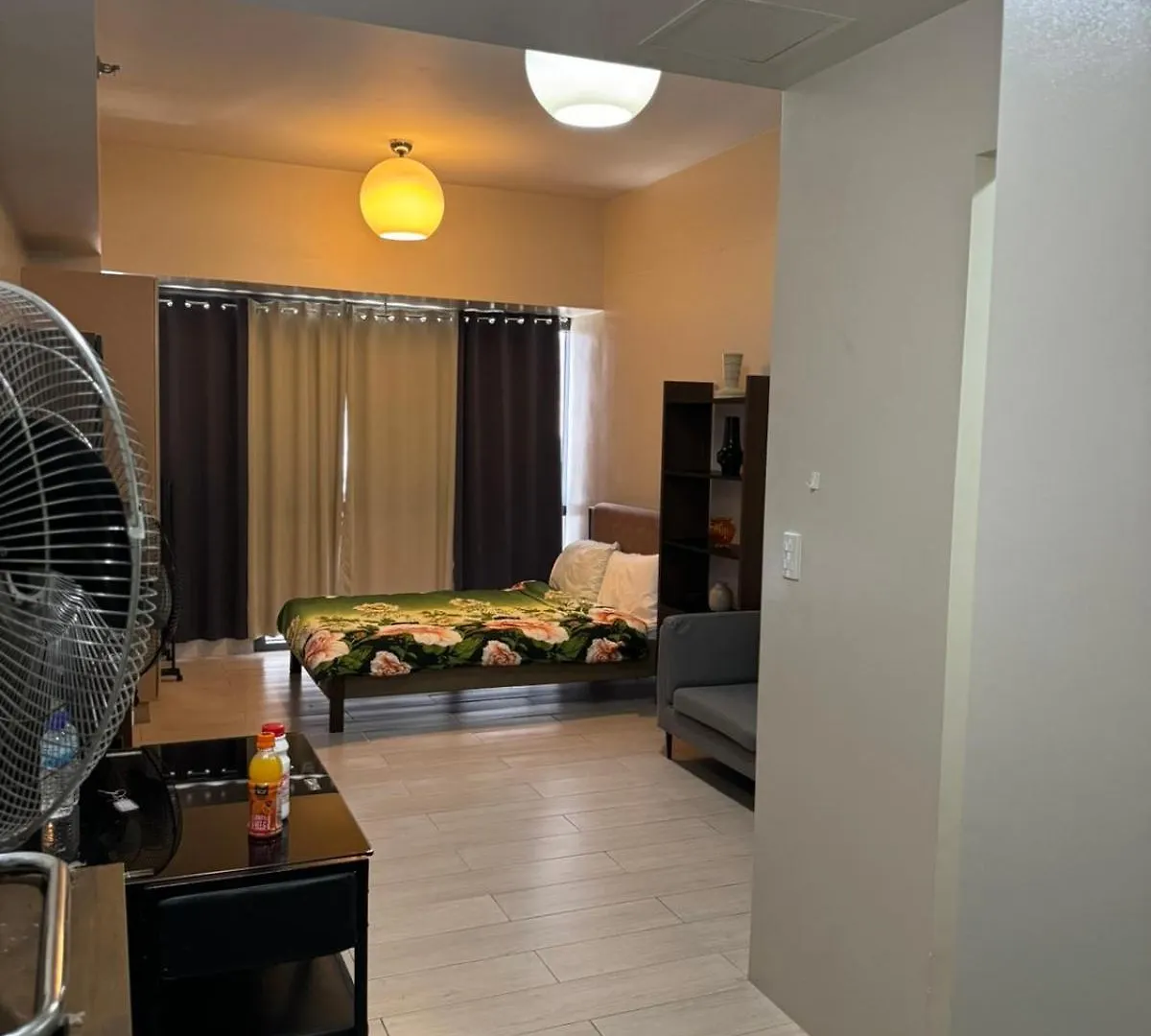 Henry'S Newport Deluxe Condotel Pasay 0*,