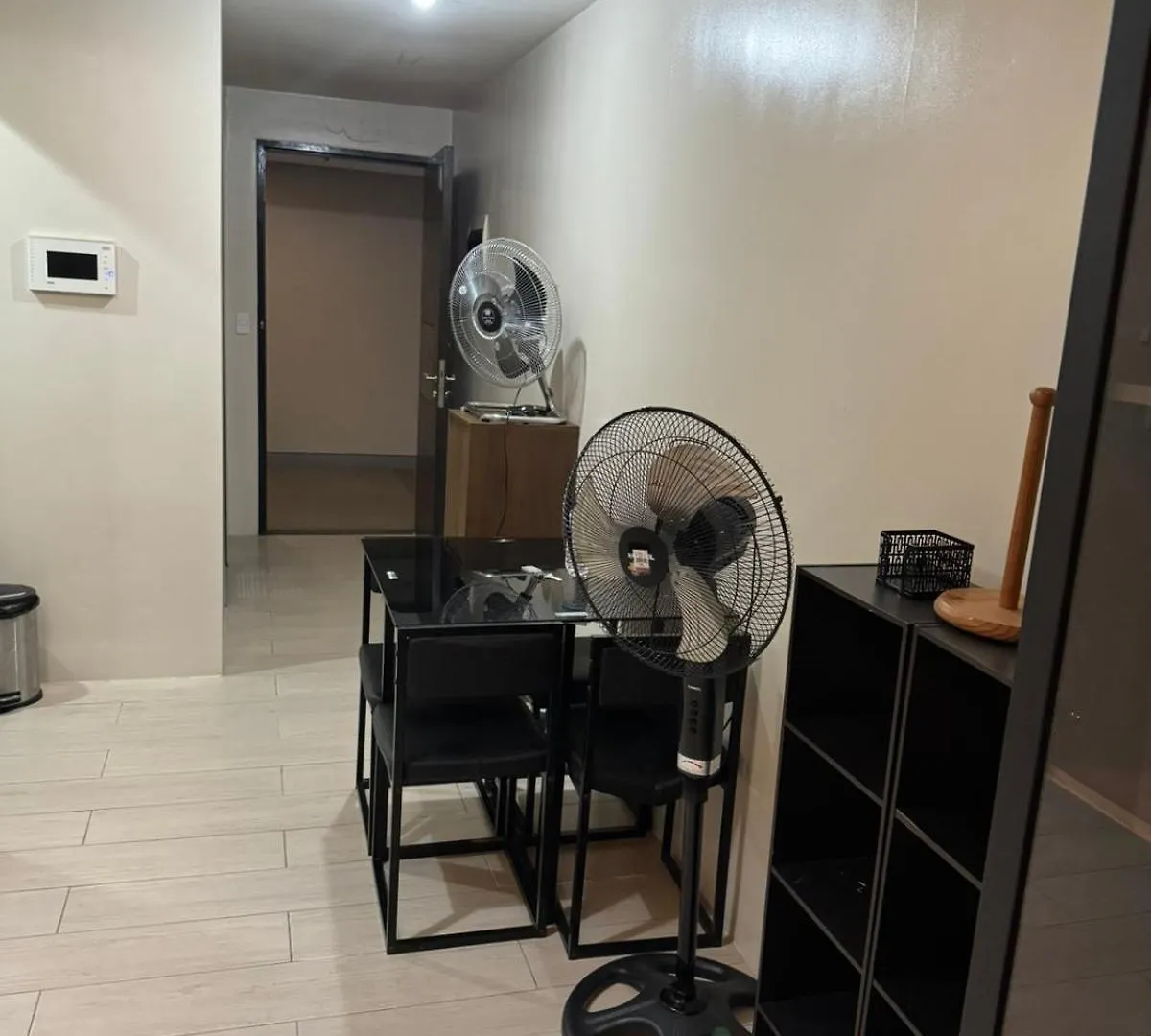 Henry'S Newport Deluxe Condotel Pasay
